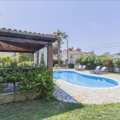 Villa Daisy by Villamnet Турция, Олудениз - отзывы, цены и фото номеров - забронировать отель Villa Daisy by Villamnet онлайн бассейн фото 2