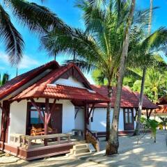 Отель First Bungalow Beach Resort гостиничный бар