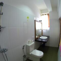 Royal Beach Hotel Хиккадува ванная фото 2
