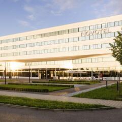 Отель Novotel Muenchen Airport Фрайзинг