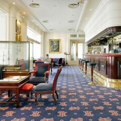 Hotel Londres y de Inglaterra гостиничный бар