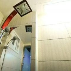 Real Boutique Hotel сейф в номере
