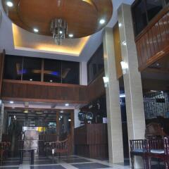 Garden Hotel интерьер отеля фото 2