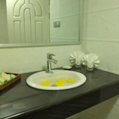 Jade Royal Hotel ванная