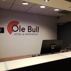 Ole Bull Hotel & Apartments интерьер отеля