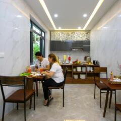 Отель Hoi An Majestic Villa Хойан питание