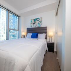 Отель Best Location Yaletown Luxury Suites Канада, Ванкувер - отзывы, цены и фото номеров - забронировать отель Best Location Yaletown Luxury Suites онлайн комната для гостей фото 4