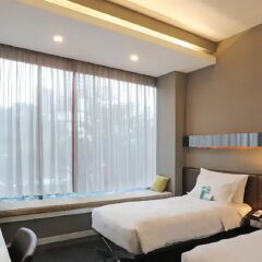 Отель The Quincy Hotel by Far East Hospitality Сингапур, Сингапур - отзывы, цены и фото номеров - забронировать отель The Quincy Hotel by Far East Hospitality онлайн комната для гостей фото 5