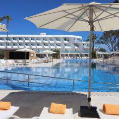 Отель Iberostar Playa de Muro Испания, Плайя-де-Муро - отзывы, цены и фото номеров - забронировать отель Iberostar Playa de Muro онлайн бассейн фото 2