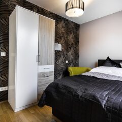 Апартаменты Abieshomes Serviced Apartments - Messe Prater сейф в номере
