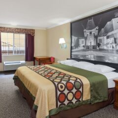 Отель Super 8 by Wyndham Los Angeles Downtown комната для гостей фото 5