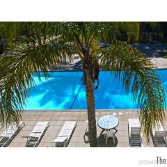 Отель Lemon Tree Inn пляж