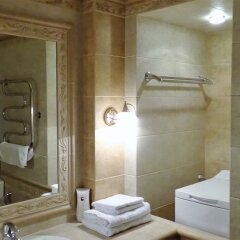 Гостиница Vid Na Park Aleksandrino Apartments в Санкт-Петербурге отзывы, цены и фото номеров - забронировать гостиницу Vid Na Park Aleksandrino Apartments онлайн Санкт-Петербург ванная
