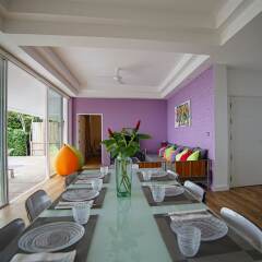 Отель Naroua Villas сауна