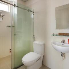 Thanh Long Hotel in Nha Trang, Vietnam from 35$, photos, reviews - zenhotels.com bathroom photo 3