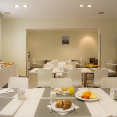 Отель BCN Urban Hotels Gran Ducat Испания, Барселона - 5 отзывов об отеле, цены и фото номеров - забронировать отель BCN Urban Hotels Gran Ducat онлайн питание фото 3