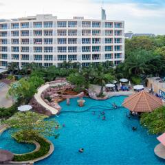 Nova Platinum Hotel бассейн