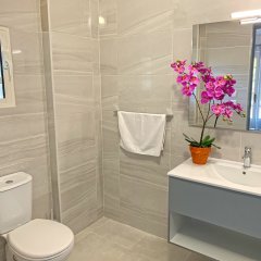 Residence Maganousham in Saint-Pierre, France from 131$, photos, reviews - zenhotels.com bathroom