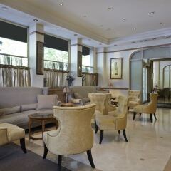 Royal Hotel Paris Champs Elysées интерьер отеля фото 2