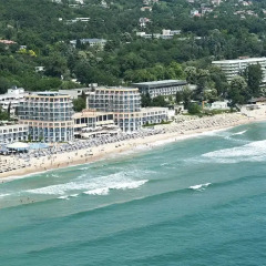 Azalia Hotel Balneo & SPA пляж фото 2