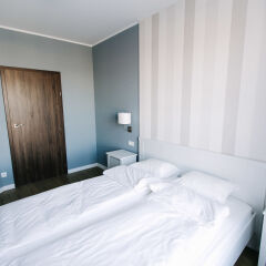 Отель Renttner Apartamenty Польша, Варшава - отзывы, цены и фото номеров - забронировать отель Renttner Apartamenty онлайн комната для гостей фото 5