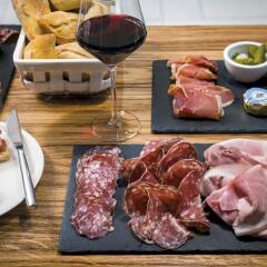 Отель OKKO Hotels Lyon Pont Lafayette питание фото 3