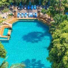 Отель Avani Pattaya Resort бассейн фото 3