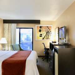 Отель Days Inn by Wyndham Hollywood Near Universal Studios удобства в номере