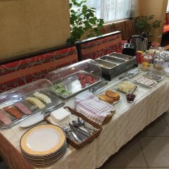 Отель Lazuren Briag Болгария, Бургас - отзывы, цены и фото номеров - забронировать отель Lazuren Briag онлайн питание фото 2