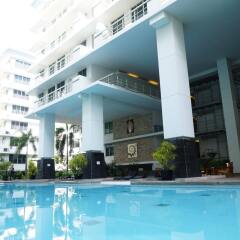 Отель Waterford Condominium Sukhumvit 50 Бангкок бассейн фото 3