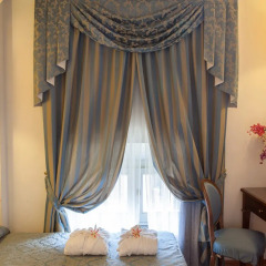 Embassy Hotel интерьер отеля фото 2