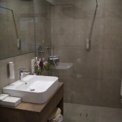 Hotel Gantkofel Терлано ванная