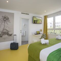 Отель Casual del Mar Málaga