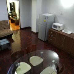 Отель Le Vanvarothai Saladaeng Residence Бангкок в номере