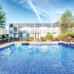 Отель Leonardo Hotel Düsseldorf Airport - Ratingen Германия, Ратинген - отзывы, цены и фото номеров - забронировать отель Leonardo Hotel Düsseldorf Airport - Ratingen онлайн бассейн