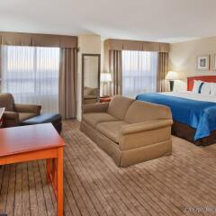 Отель Holiday Inn Hotel & Suites Ottawa Kanata, an IHG Hotel Канада, Оттава - отзывы, цены и фото номеров - забронировать отель Holiday Inn Hotel & Suites Ottawa Kanata, an IHG Hotel онлайн комната для гостей фото 3