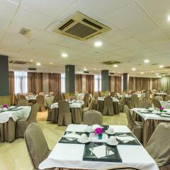 Отель Leonardo Hotel Granada Испания, Гранада - отзывы, цены и фото номеров - забронировать отель Leonardo Hotel Granada онлайн помещение для мероприятий фото 2
