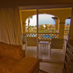 Отель Las Mananitas LM F4205 2 Bedroom Condo By Seaside Los Cabos комната для гостей фото 2