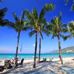 New Life Phuket Design Hotel пляж