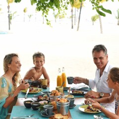 Отель Radisson Blu Azuri Resort & Spa питание