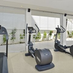 Отель Sol House The Studio Calviá Beach Испания, Магалуф - 1 отзыв об отеле, цены и фото номеров - забронировать отель Sol House The Studio Calviá Beach онлайн фитнесс-зал фото 3