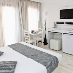 Отель Hot Residence Taksim Square Стамбул удобства в номере фото 2