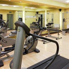 Отель Holiday Inn Belgrade фитнесс-зал фото 4