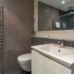 Отель onefinestay - Covent Garden private homes ванная