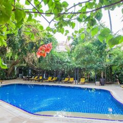 Отель Tropica Bungalow Resort бассейн