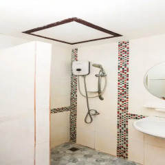 Отель Baan Lucky Guest House ванная