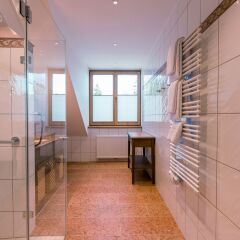 Hotel & Gaststätte Zum Erdinger Weißbräu Мюнхен ванная фото 2