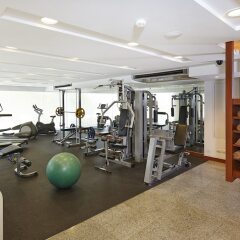 Отель Woodlands Suites Serviced Residences Таиланд, Паттайя - 4 отзыва об отеле, цены и фото номеров - забронировать отель Woodlands Suites Serviced Residences онлайн фитнесс-зал