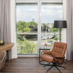 Отель Radisson Blu Hotel, Cologne Германия, Кёльн - 8 отзывов об отеле, цены и фото номеров - забронировать отель Radisson Blu Hotel, Cologne онлайн удобства в номере фото 2