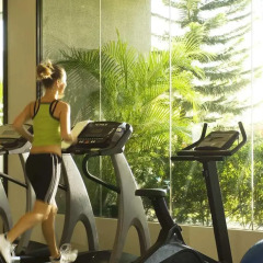Отель Hilton Colombo Residence фитнесс-зал фото 2
